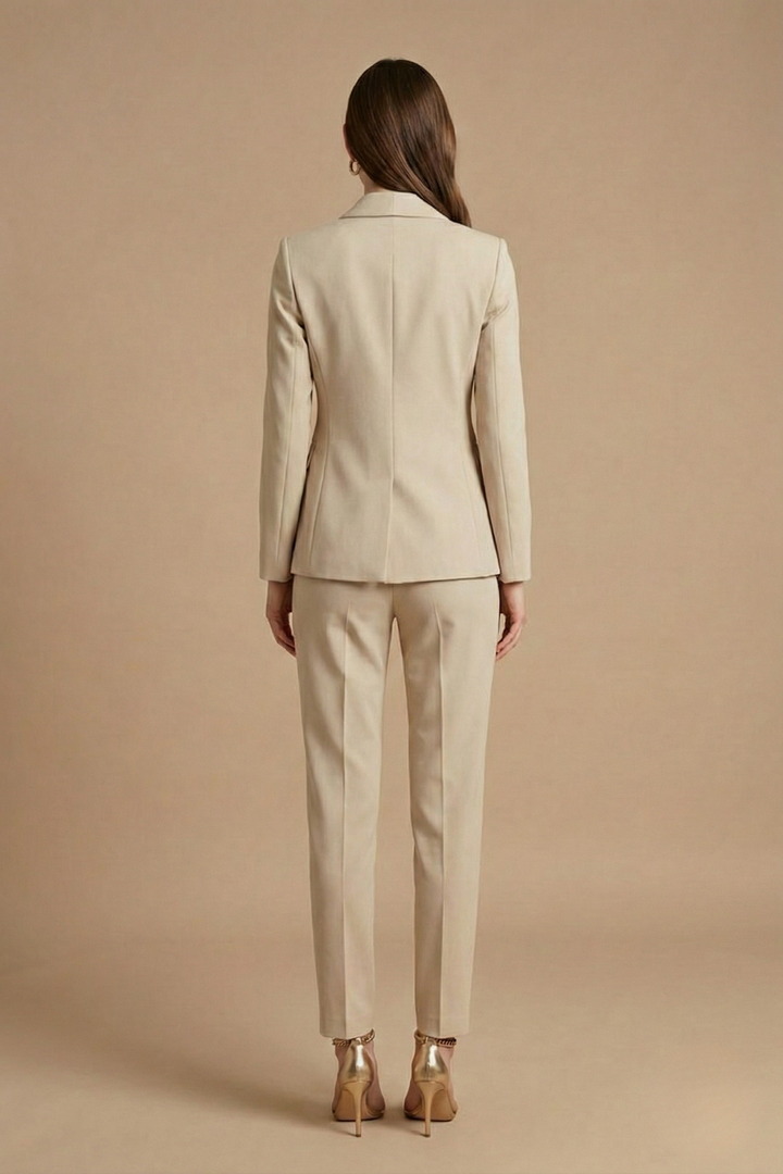 Women’s Pant Suit with Shawl Lapel Blazer and Straight-Leg Trousers