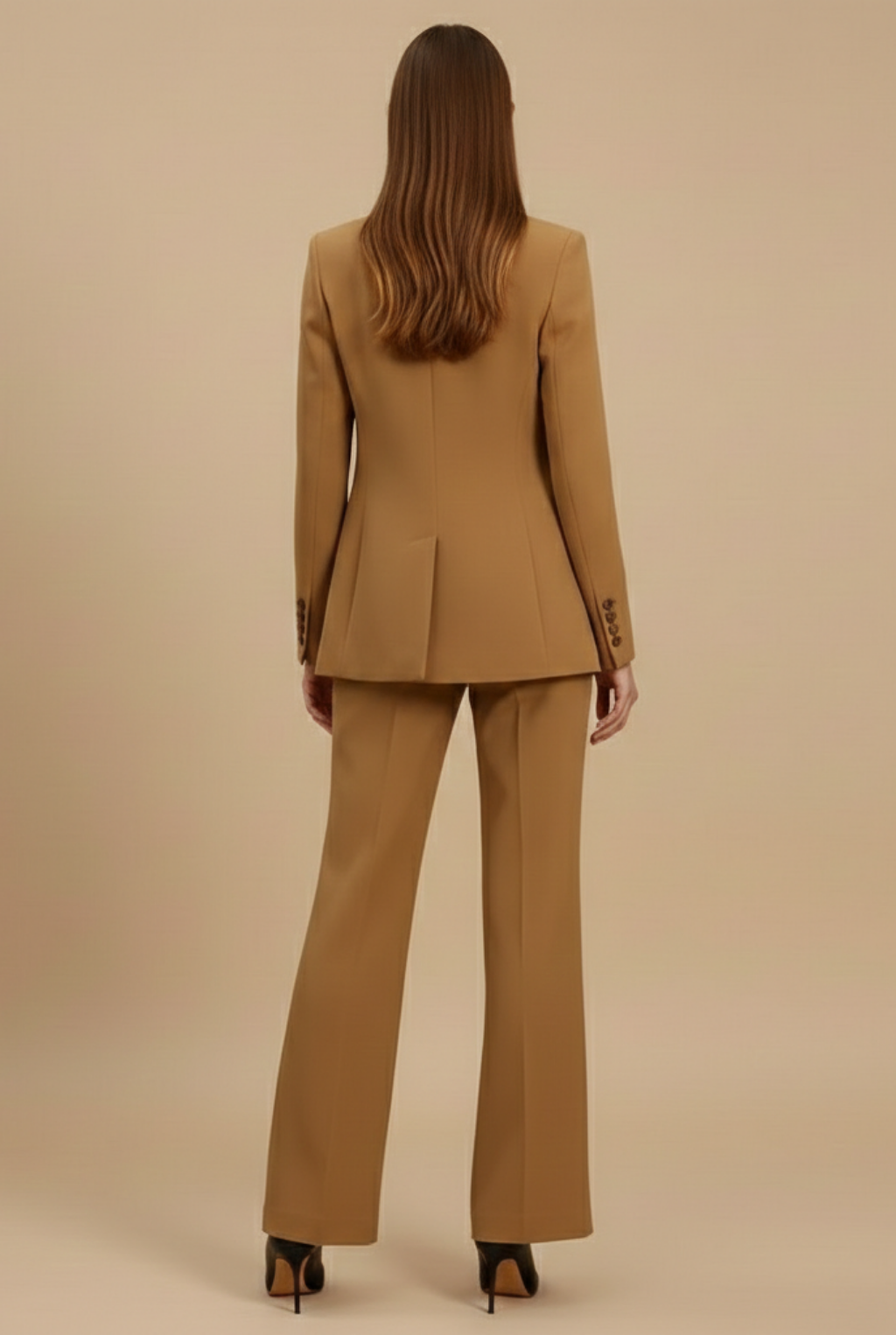 Women’s Tailored Three-Piece Suit with Single-Breasted Blazer and Flared Trousers