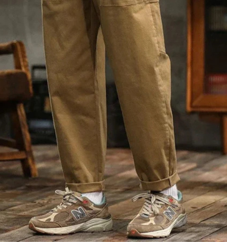Men’s Cargo Relaxed Pants with Flap Pockets and Drawstring Waist