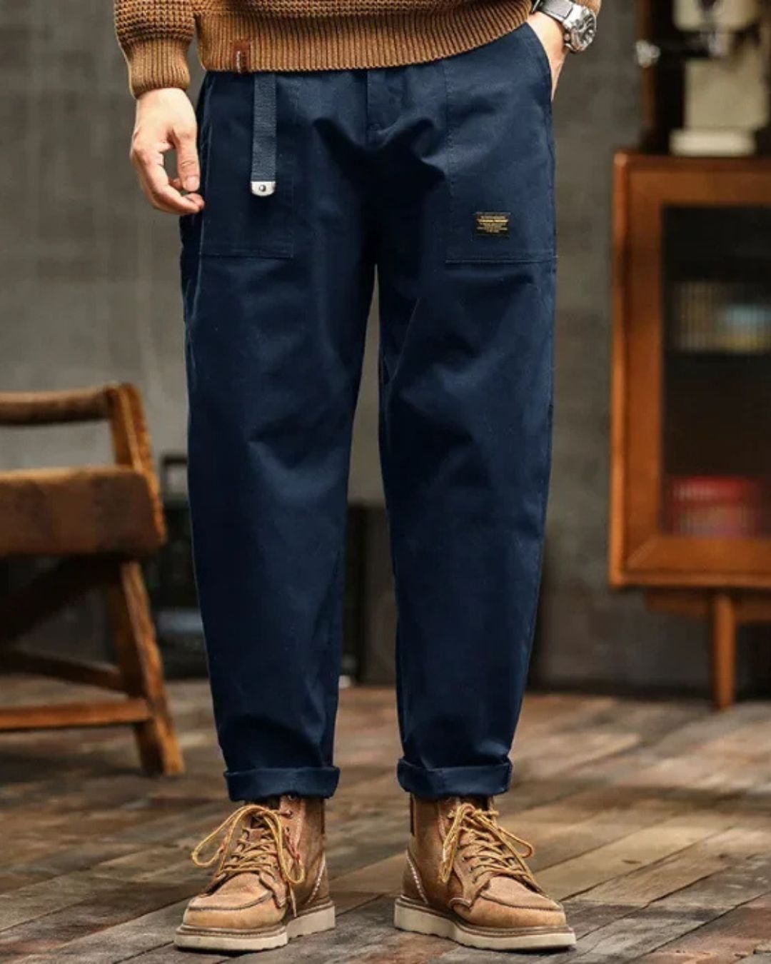 Men’s Cargo Relaxed Pants with Flap Pockets and Drawstring Waist