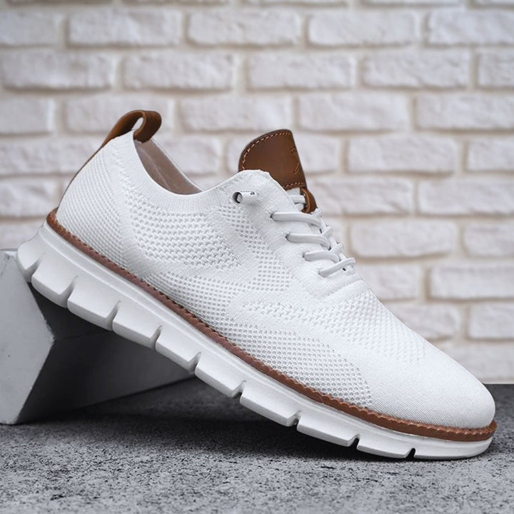Men’s Casual Walker Shoes with Lace-Up Closure