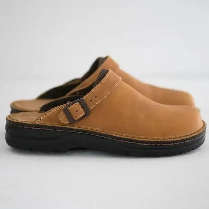 Men’s Leather Slippers with Orthopedic Support and Breathable Design