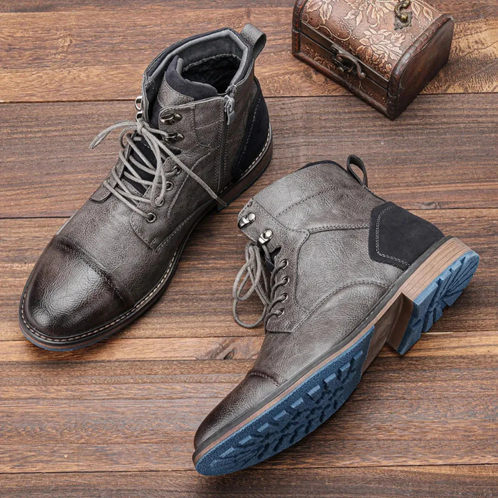 Men's Vintage Ankle Boots with Lace-up Closure and Rugged Design