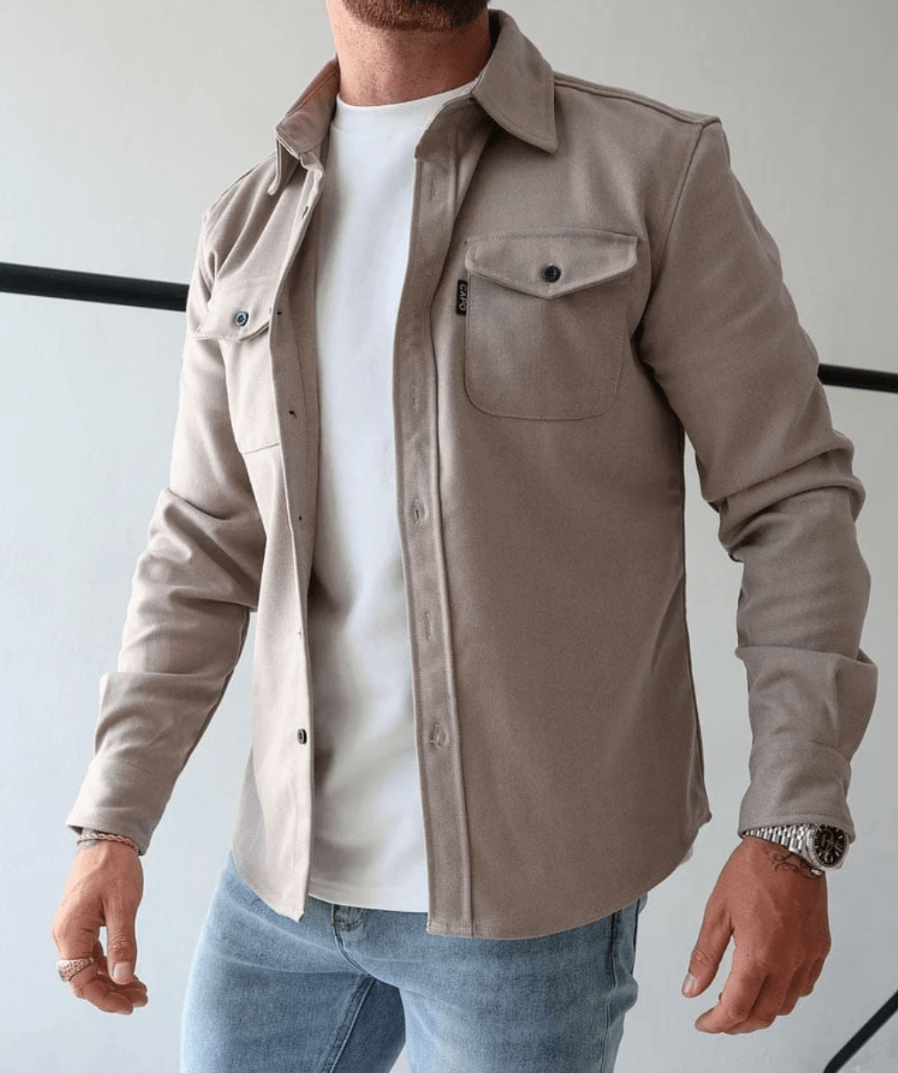 Men’s Autumn Shirt with Modern Fit and Fabric Construction