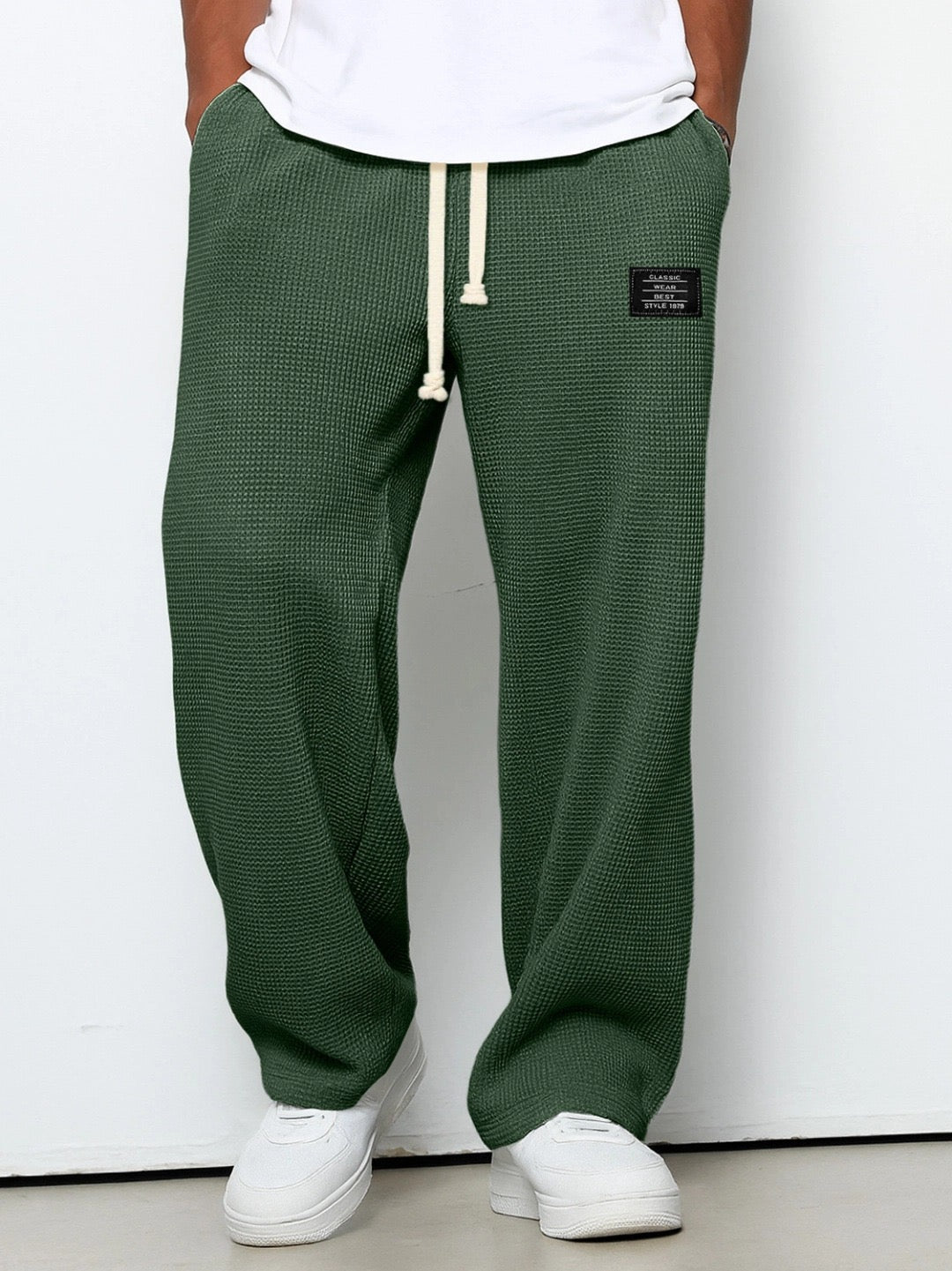 Men’s Joggers with Adjustable Waistband and Wide Leg Design