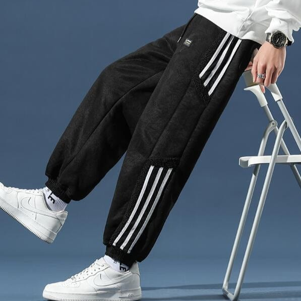 Men’s Joggers with Sherpa Lining and Contrasting Stripes