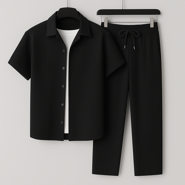 Mens Set with Relaxed Fit and Two-Piece Design
