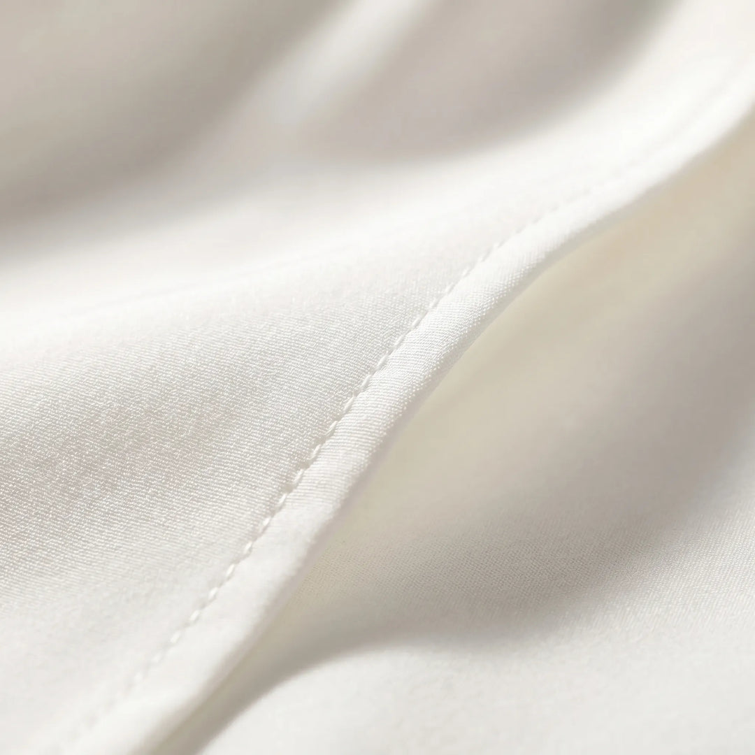 Plissara - Sleeveless Pleated V-Neck Blouse