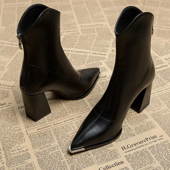 Women's Chelsea Boots with Chrome Tip and Rubber