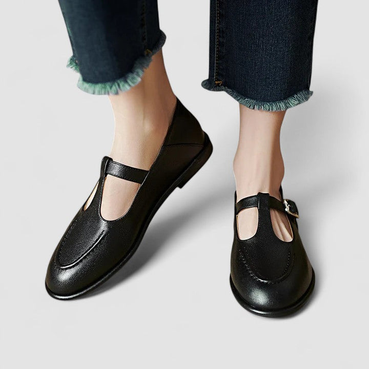 Women’s Heel Shoes with Support and Flexible Design