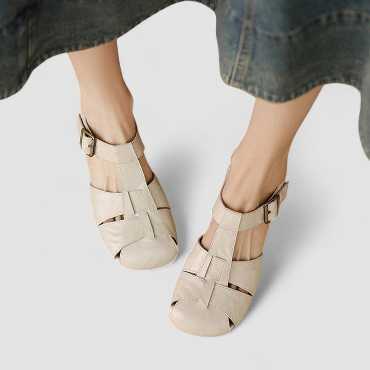 Women’s Mary Jane Shoes with Adjustable Strap