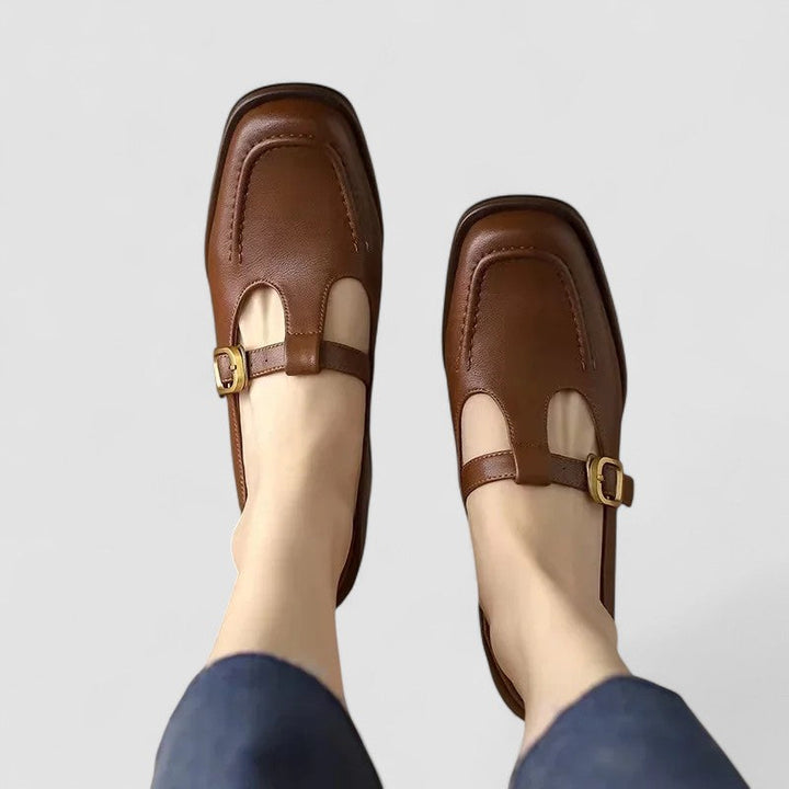 Women’s Mary Jane Shoes with T-strap Design