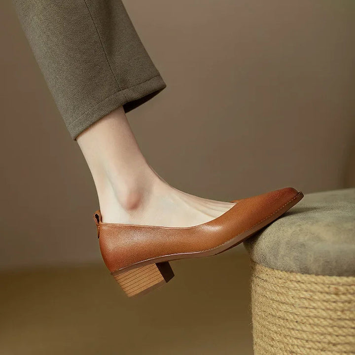 Women’s Pumps with Pointed Toe and Block Heel