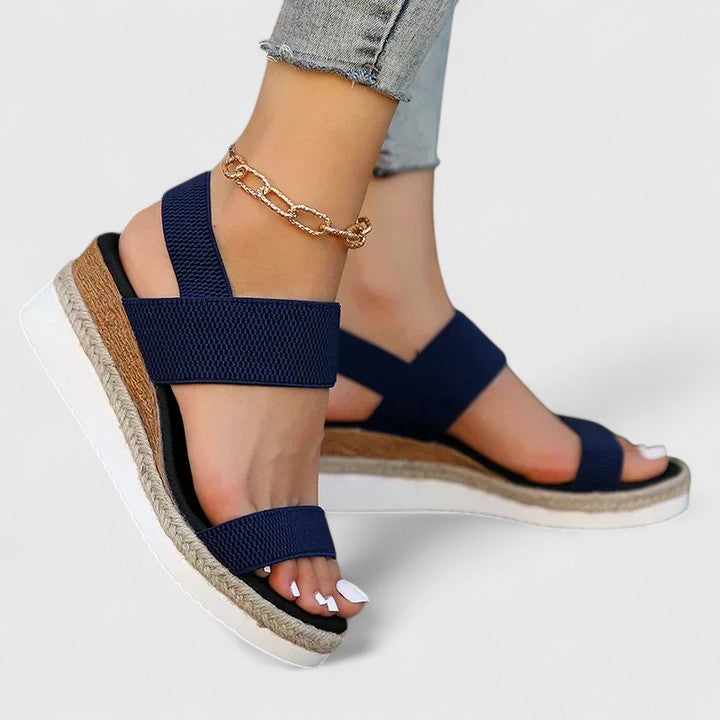 Women’s Sandals with Adjustable Straps and Flexible Sole