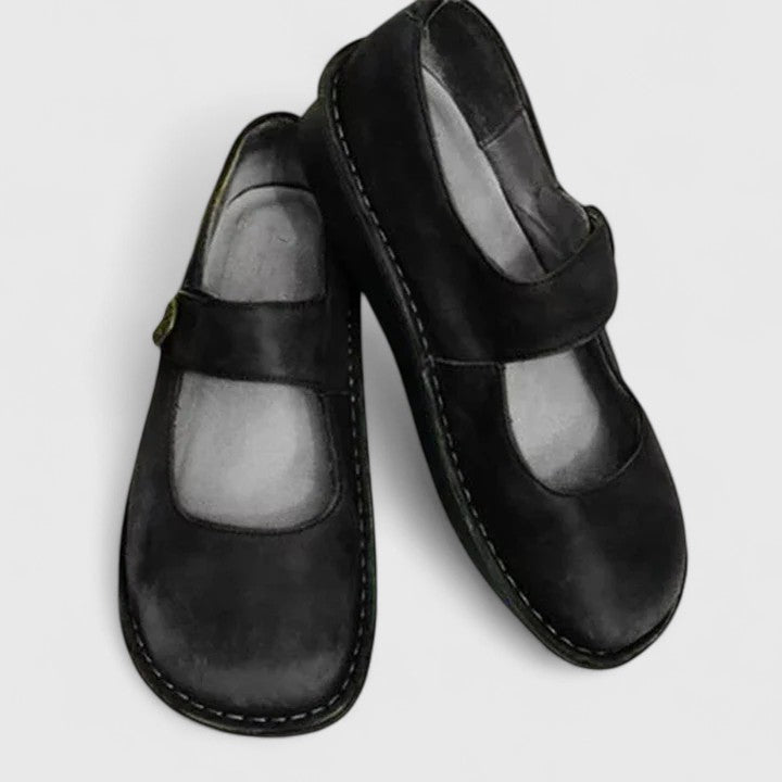Women’s Shoes with Arch Support and Flexible Design