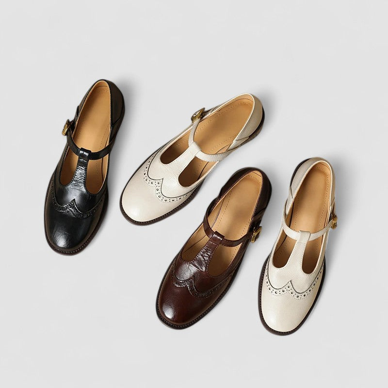 Women’s Shoes with Insole and Classic Strap
