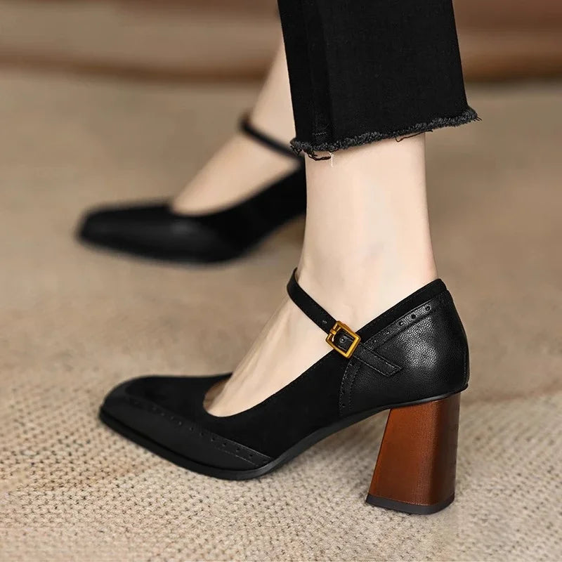 Women’s Slingback Heels with Pointed Toe and Strap Fastening