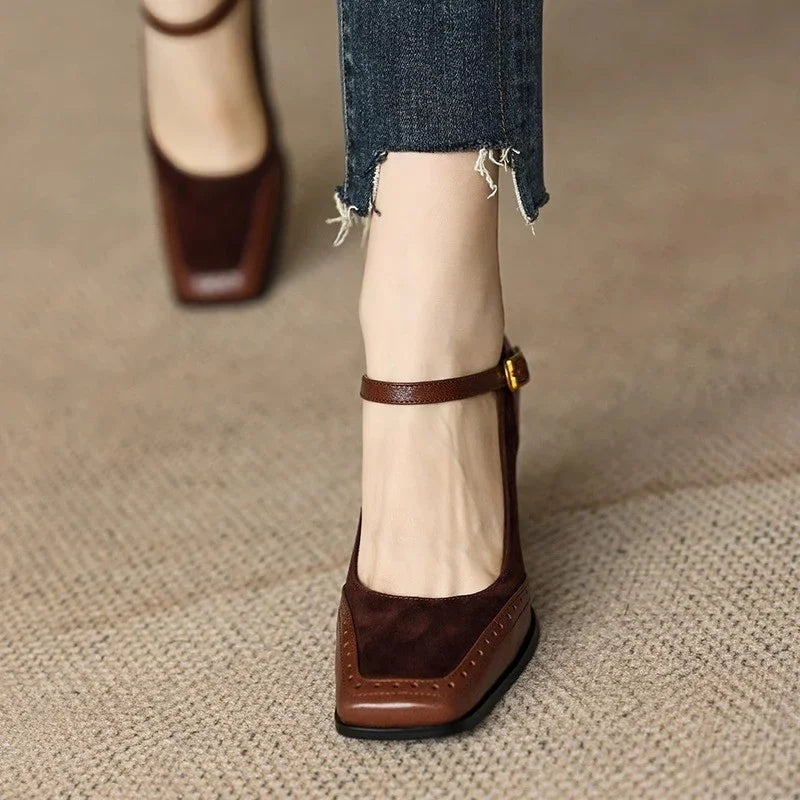 Women’s Slingback Heels with Pointed Toe and Strap Fastening