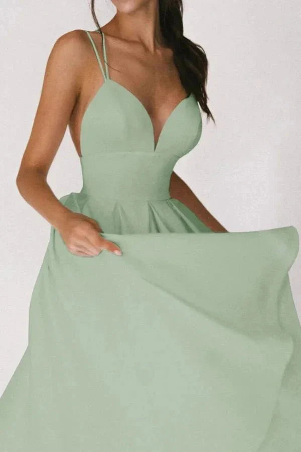 Women’s V-neck Dress with Adjustable Straps and Stylish Design