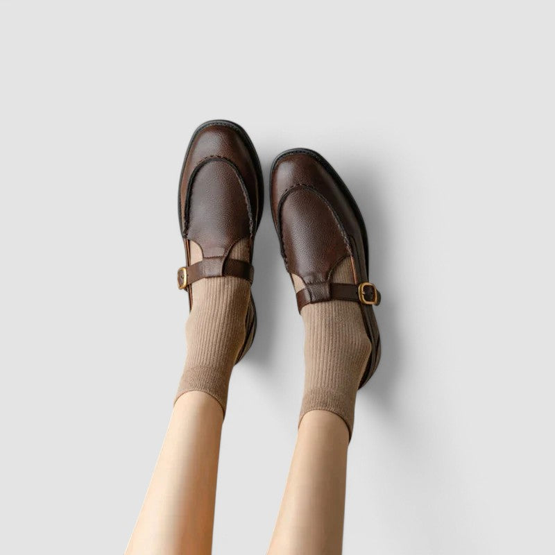 Women’s Shoes with Square Toe and T-Strap