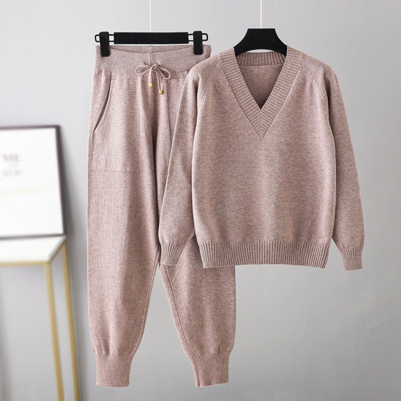 Women’s 2-Piece Set with Long Sleeve Top and Matching Pants
