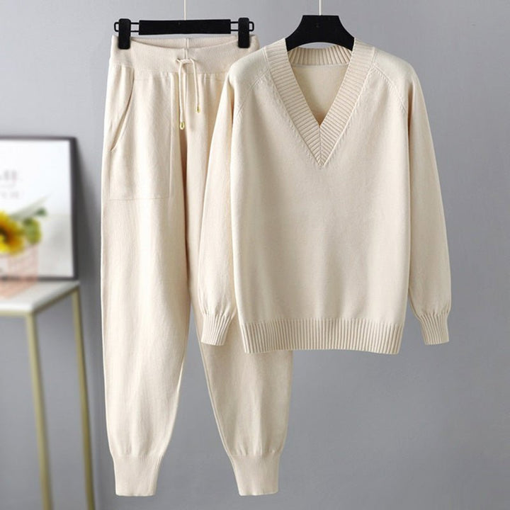 Women’s 2-Piece Set with Long Sleeve Top and Matching Pants