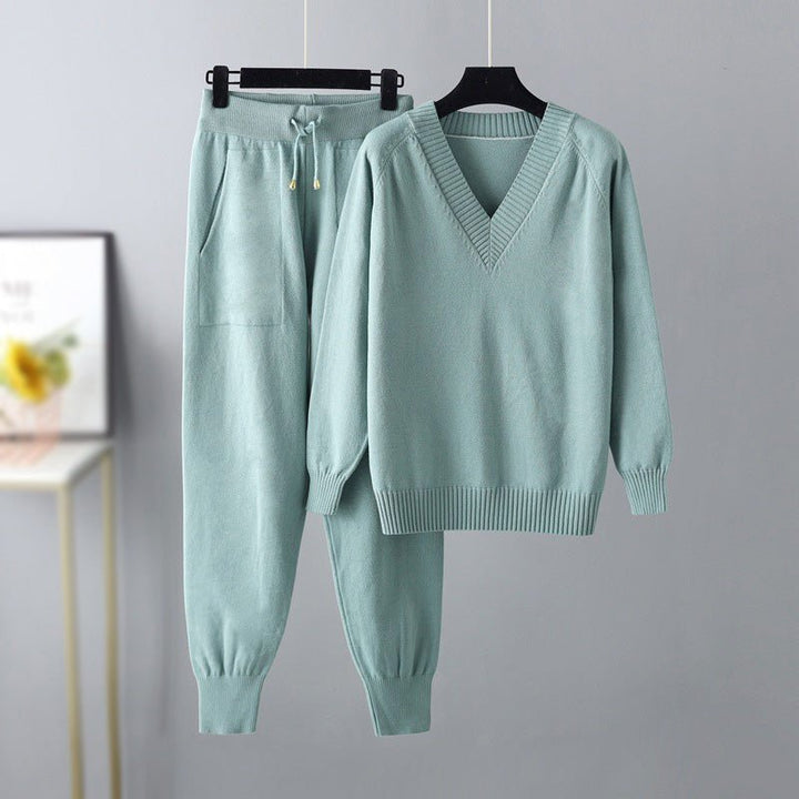 Women’s 2-Piece Set with Long Sleeve Top and Matching Pants