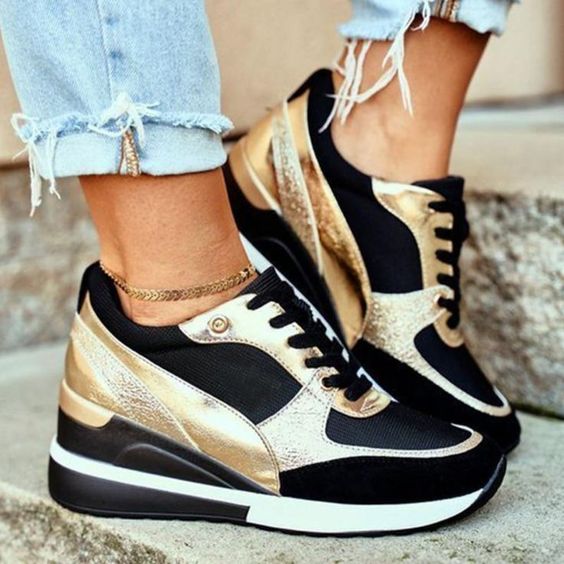 Women’s Air Sneakers with Trendy Design