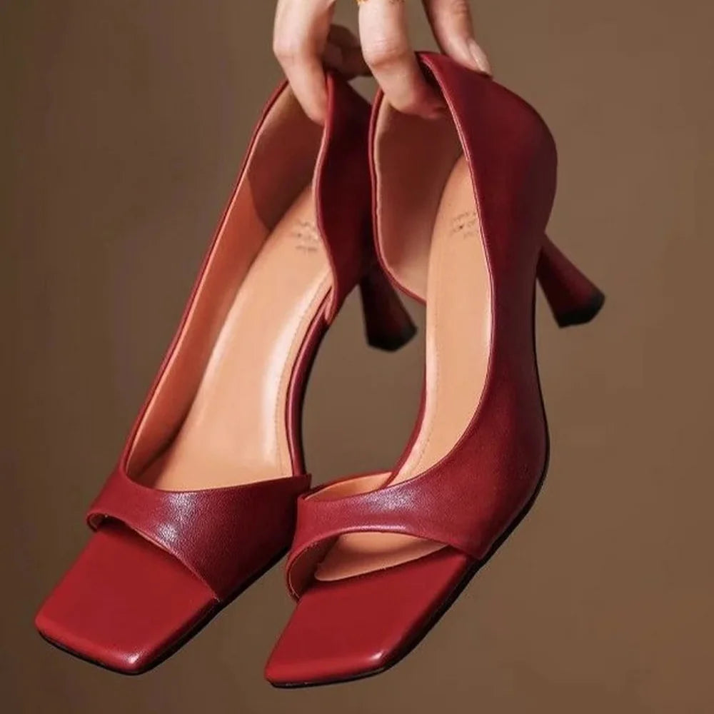 Women’s Heels with Square Toe and Mid Heel