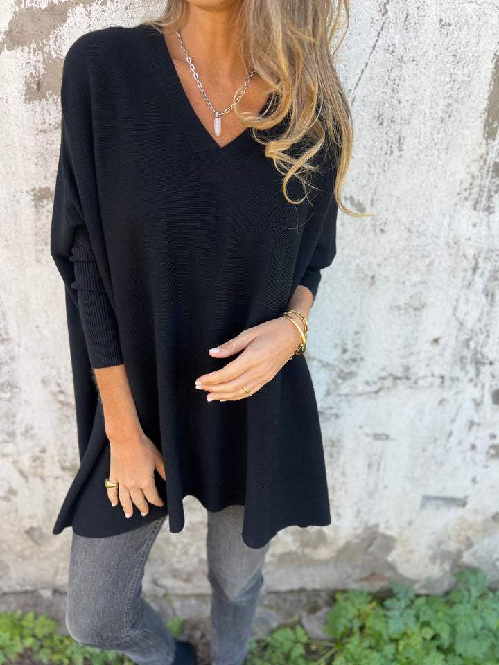 Women’s Jumper with V-Neck and Long Sleeves