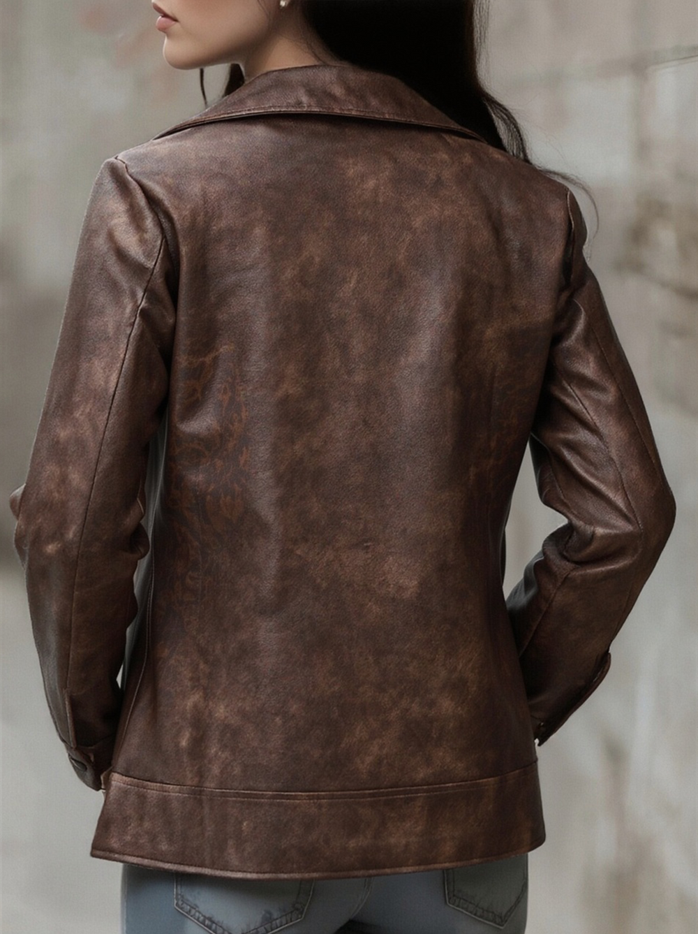 Women’s Lapel Vintage Jacket with Structured Lapel and Button Closure