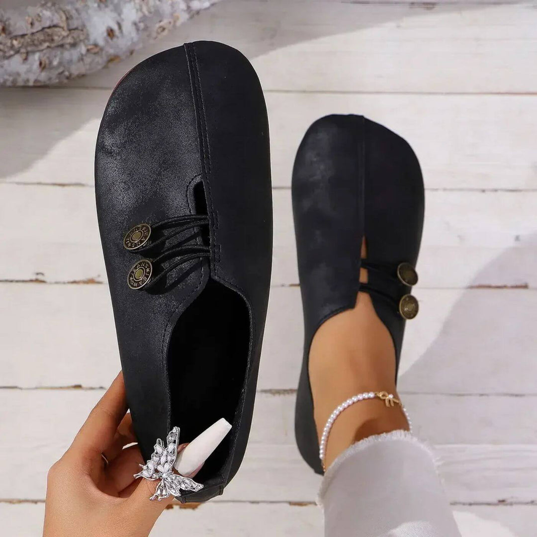 Women's Loafers with Elastic Closure and Cushioned Insole