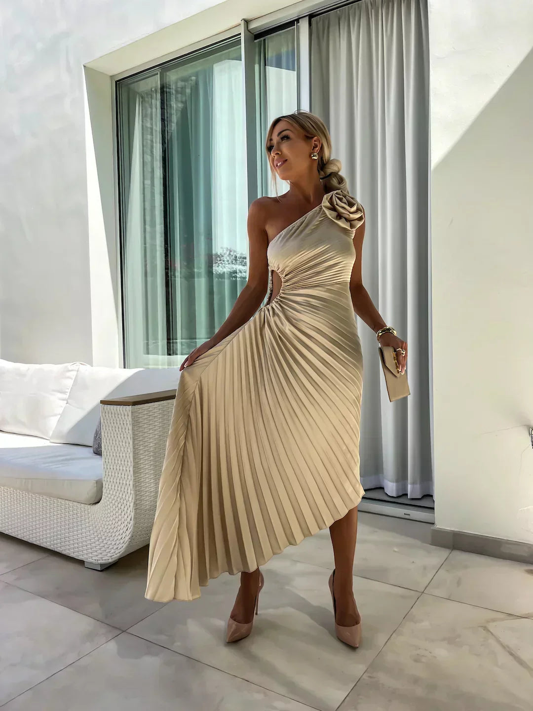 Women's Pleated One Shoulder Midi Dress